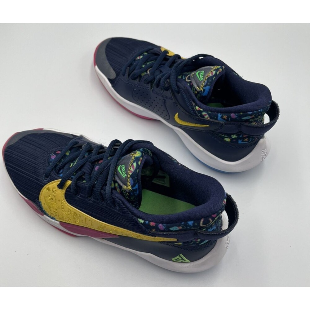Nike Zoom Freak 2 Superstitious CT4592-400 GS  Size 5.5Y‎ / Womens 7 Giannis - Picture 11 of 16
